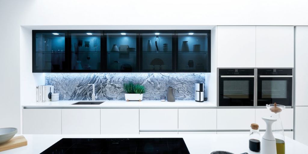 Feature kitchen black glass