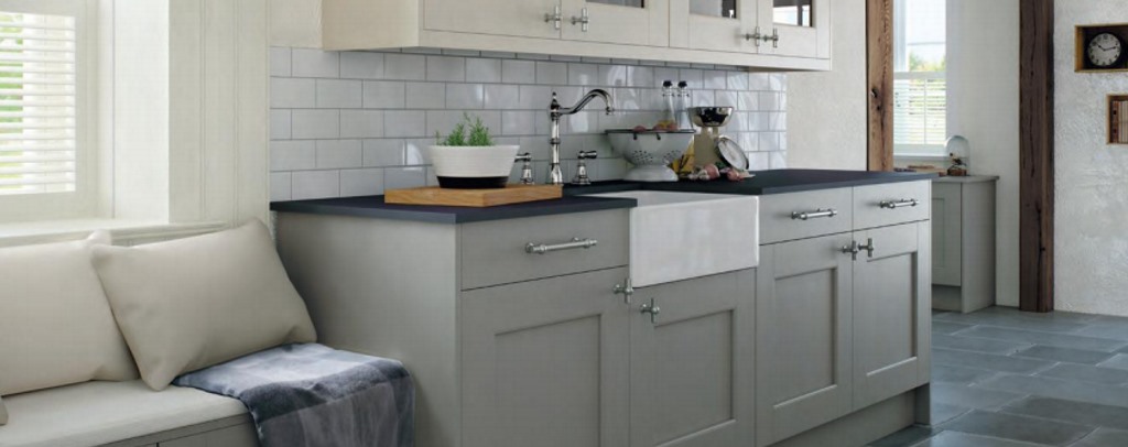 Bowfell oak painted kitchen