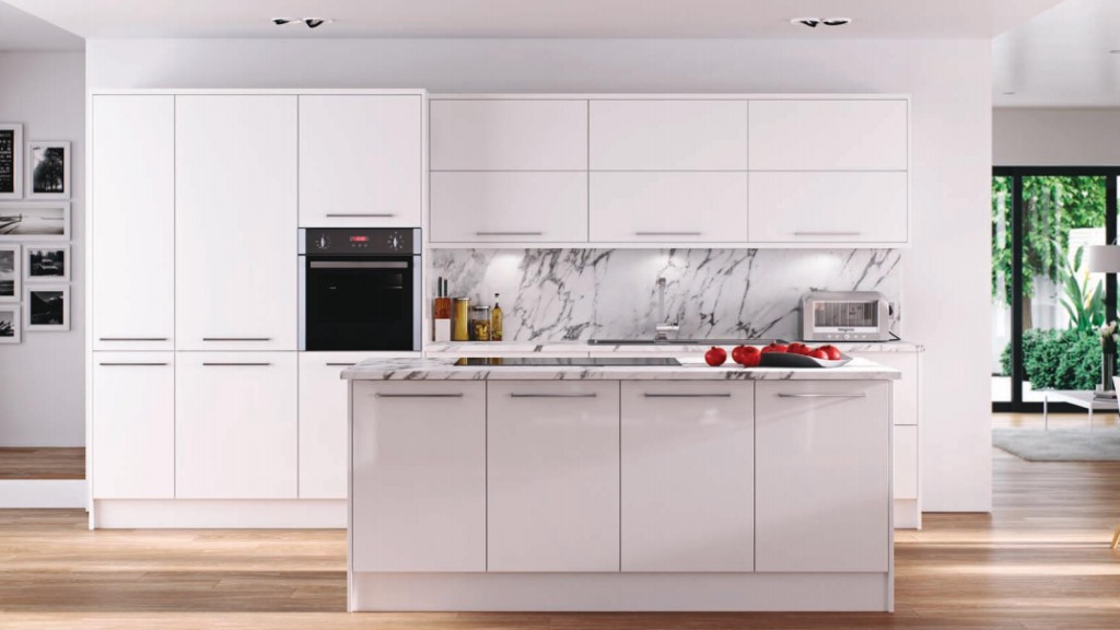 Hameldown white gloss kitchen