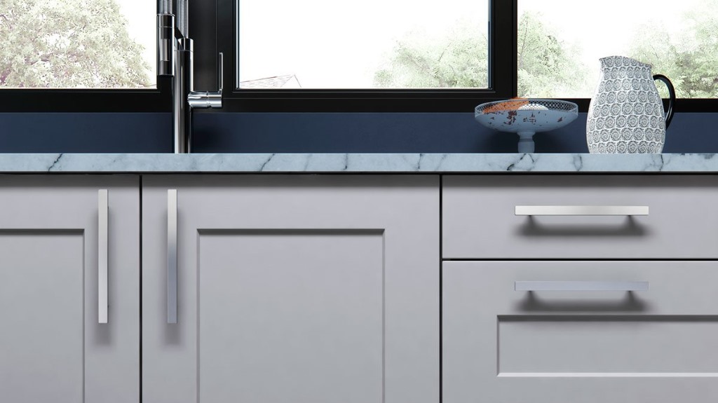 Hartside light grey shaker kitchen