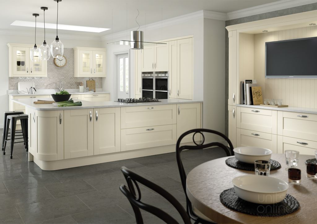 Cambridge ivory shaker kitchen