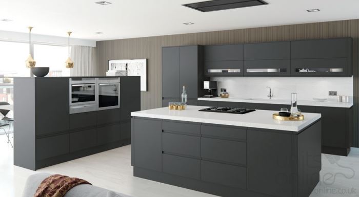 Moda matt anthracite handleless kitchen