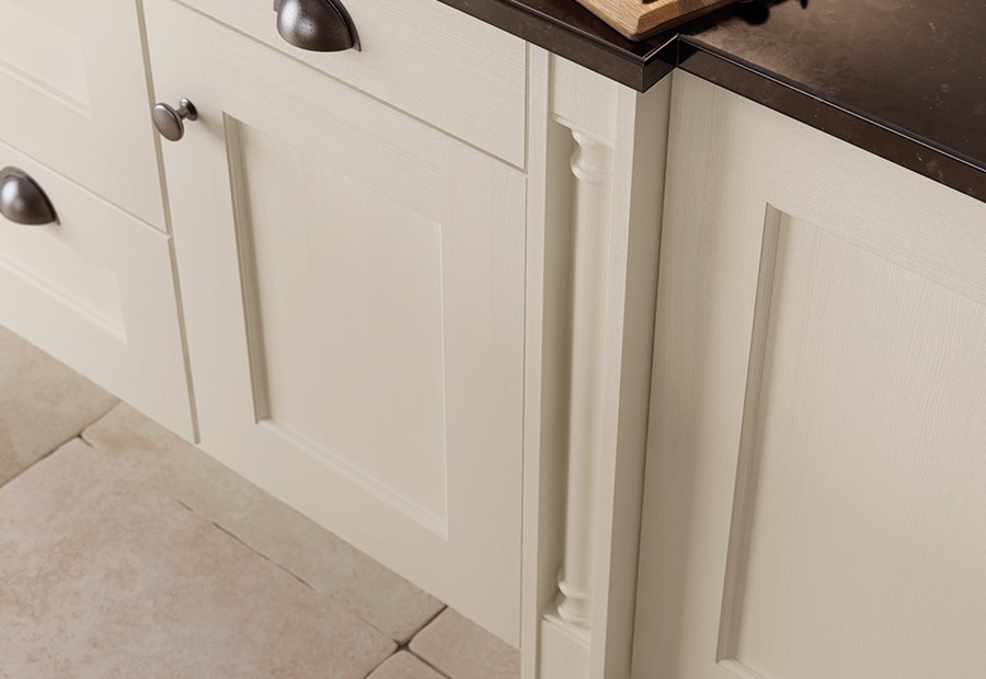 Wakefield Ivory Painted Shaker Kitchen