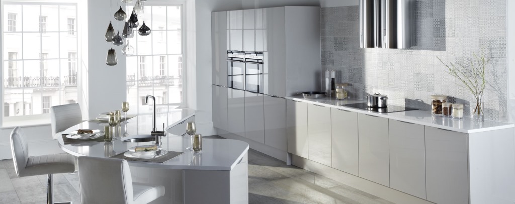 Otto Gloss kitchen in cashmere