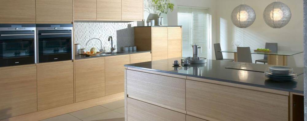 Malmo veneer oak kitchen from Burbidge