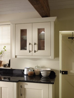 Langham painted shaker kitchen