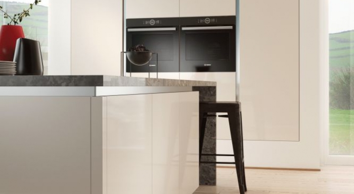 Vivo Cashmere High gloss True Handleless Kitchen