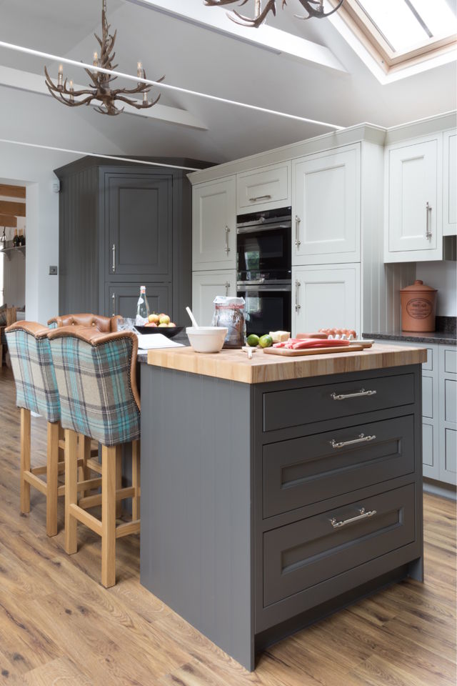 Quarter Round 1909 Kitchen