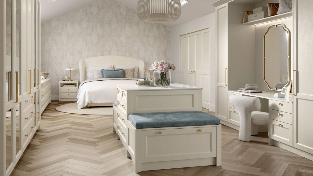 Pembridge bedroom furniture from Units Online