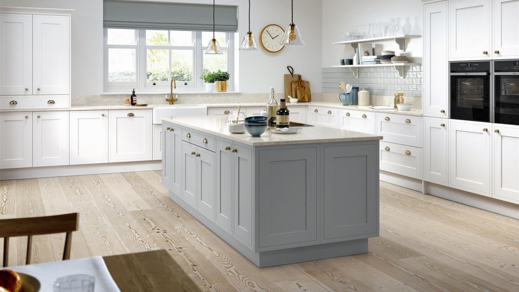 Burbidge Chartwell shaker kitchen