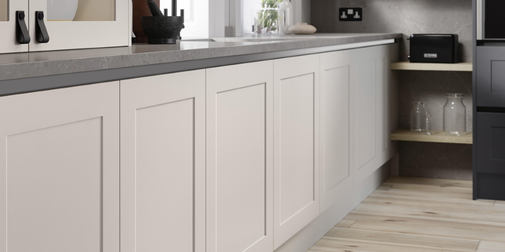 Second Nature Hunton shaker dove grey true handleless kitchen