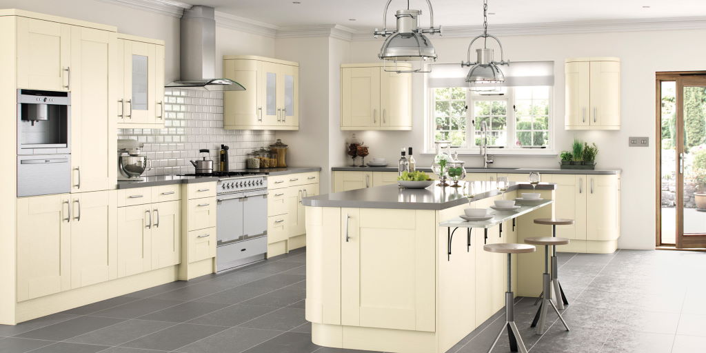 TKC Cartmel ivory shaker kitchen