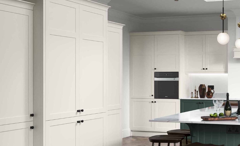 Kitchen Stori / Uform Clifden shaker porcelain