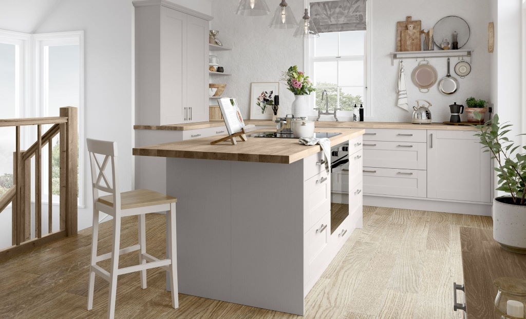 Kitchen Stori / Uform Kensington shaker cashmere