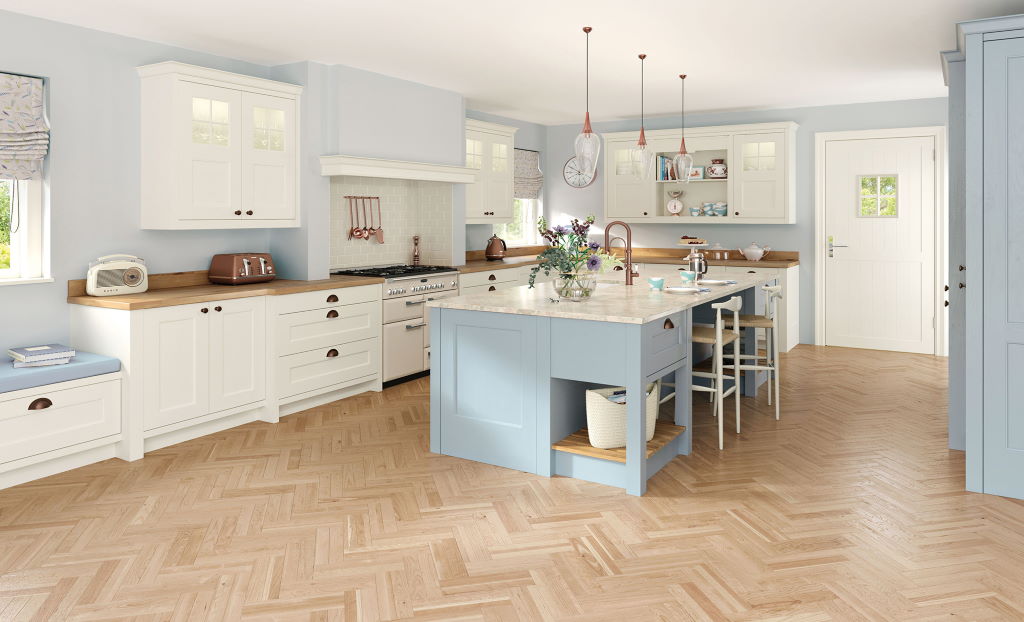 Kitchen Stori / Uform Wakefield shaker porcelain